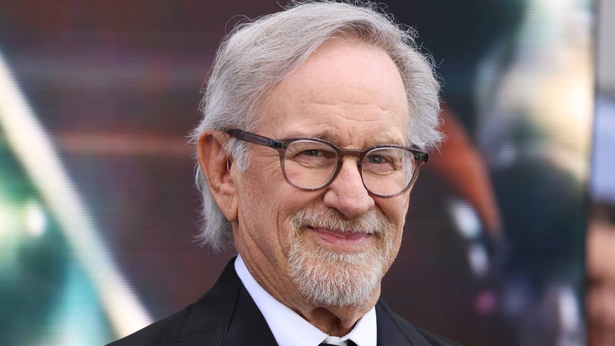 Steven Spielberg to lead creative direction on new Transformers film ...