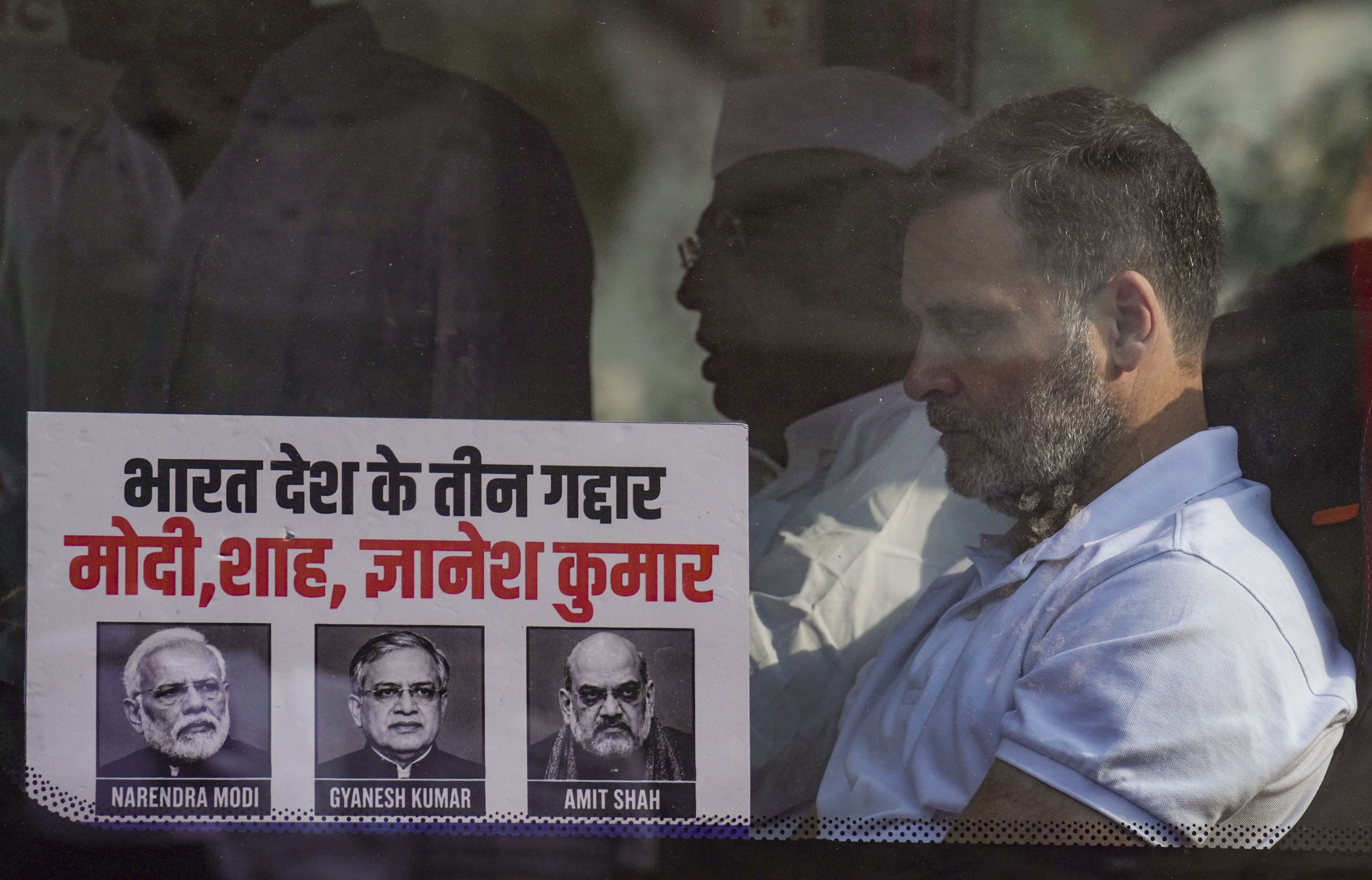 Oppn leaders pray at Rajghat, say will continue protest against CEC ...