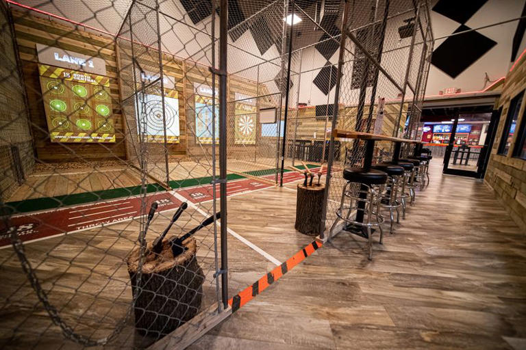 Bumper cars become a competitive team sport at this Missouri indoor ...