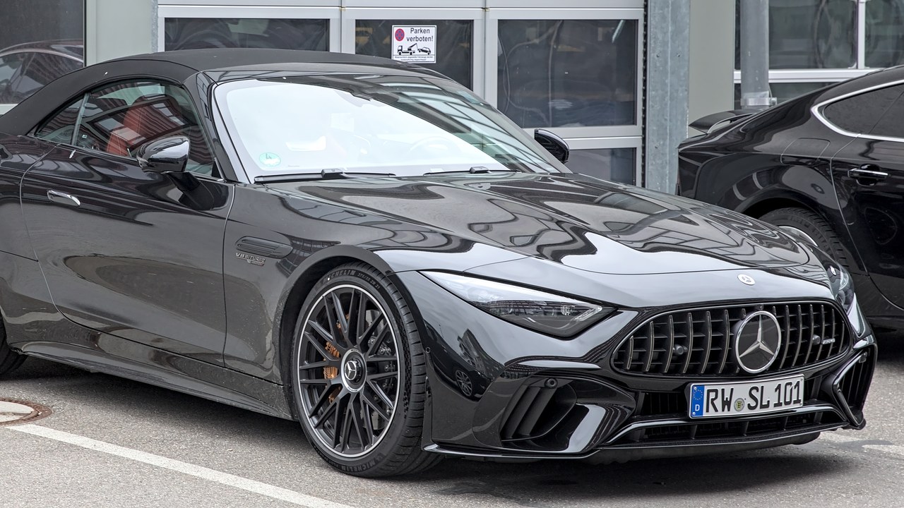 Mercedes-AMG admits it misjudged V8 fans and is putting the engine back ...