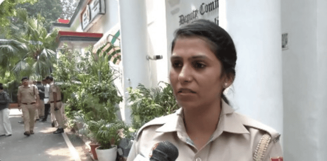 Delhi police constables share harrowing experiences during Congress ...