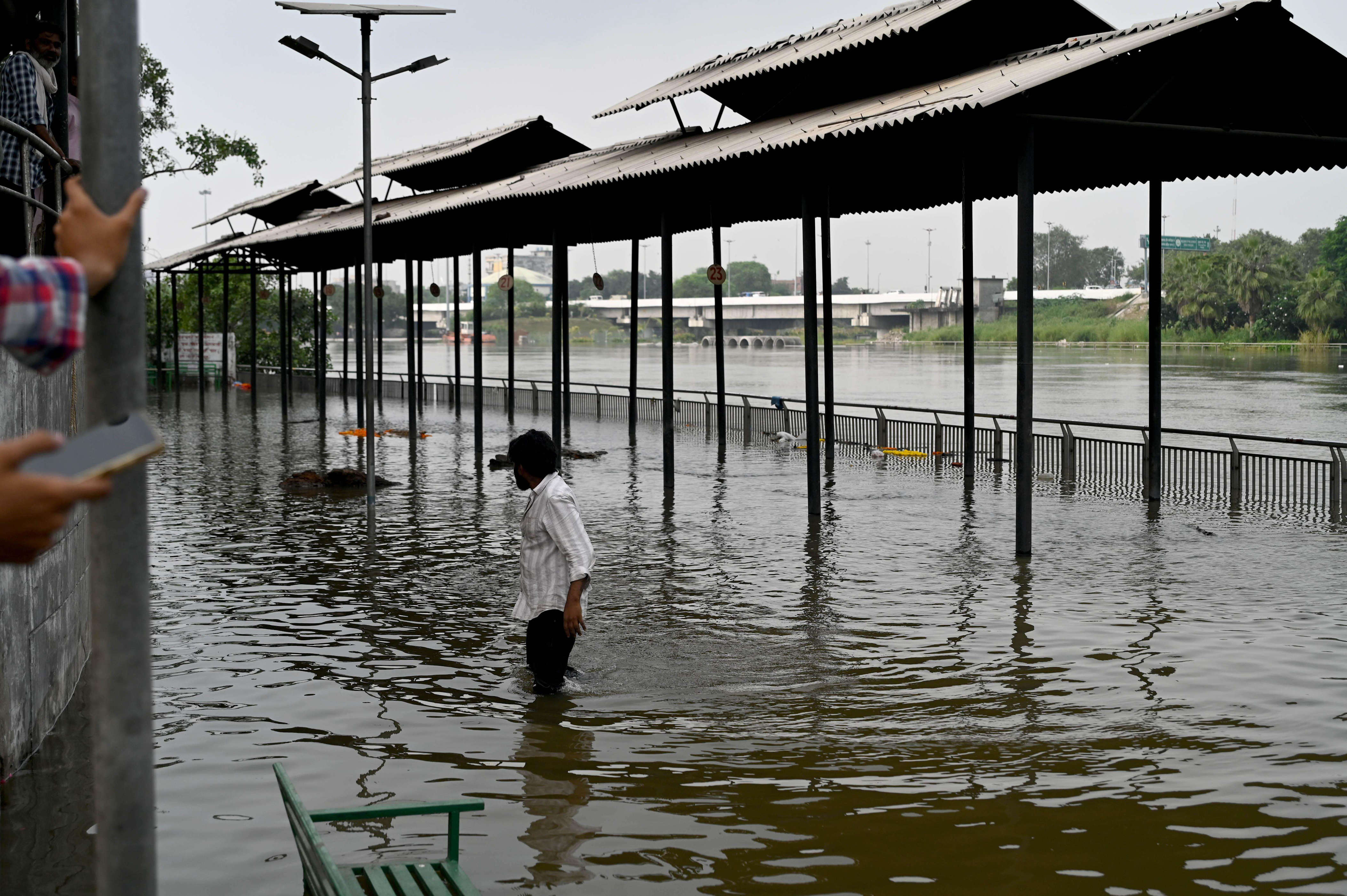 Relief in sight as Gomti likely to start receding today after two weeks