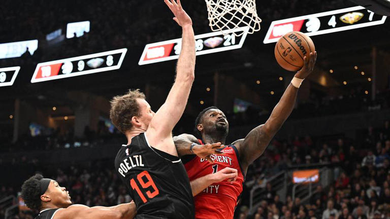 Jakob Poeltl’s health may define the Raptors season