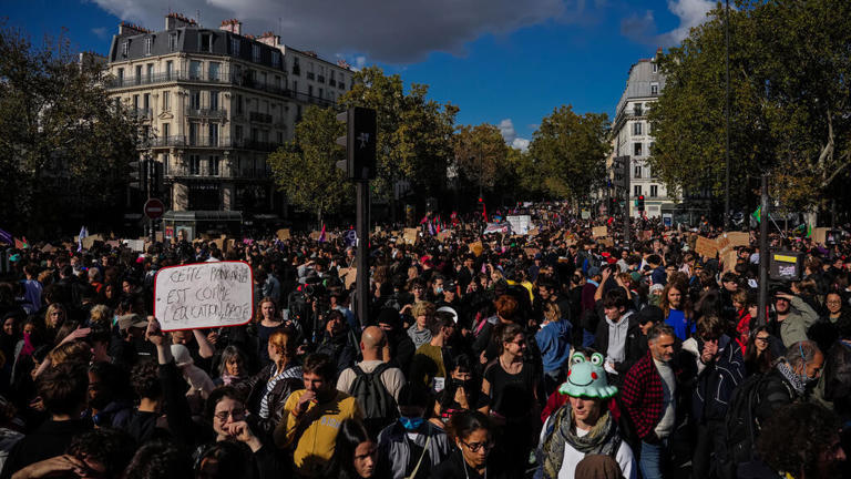 French government vows to boost teacher numbers in bid to ease school ...