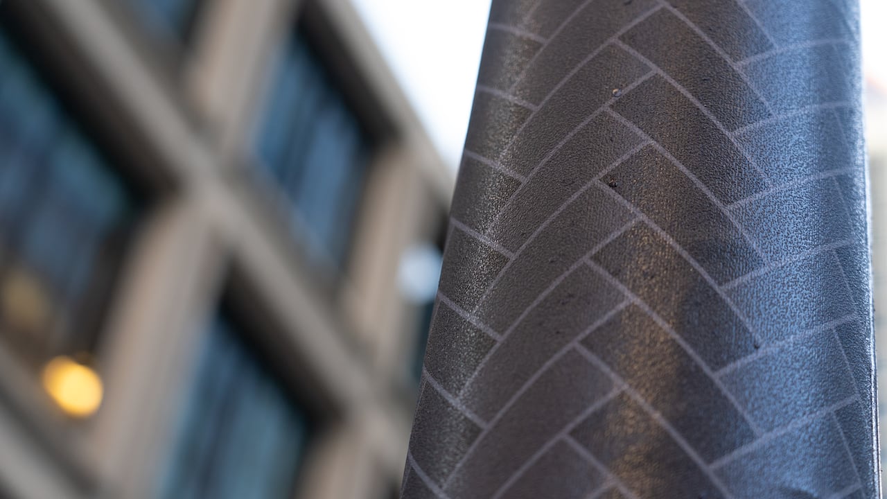Anti-poster lampposts appear in Ottawa's downtown
