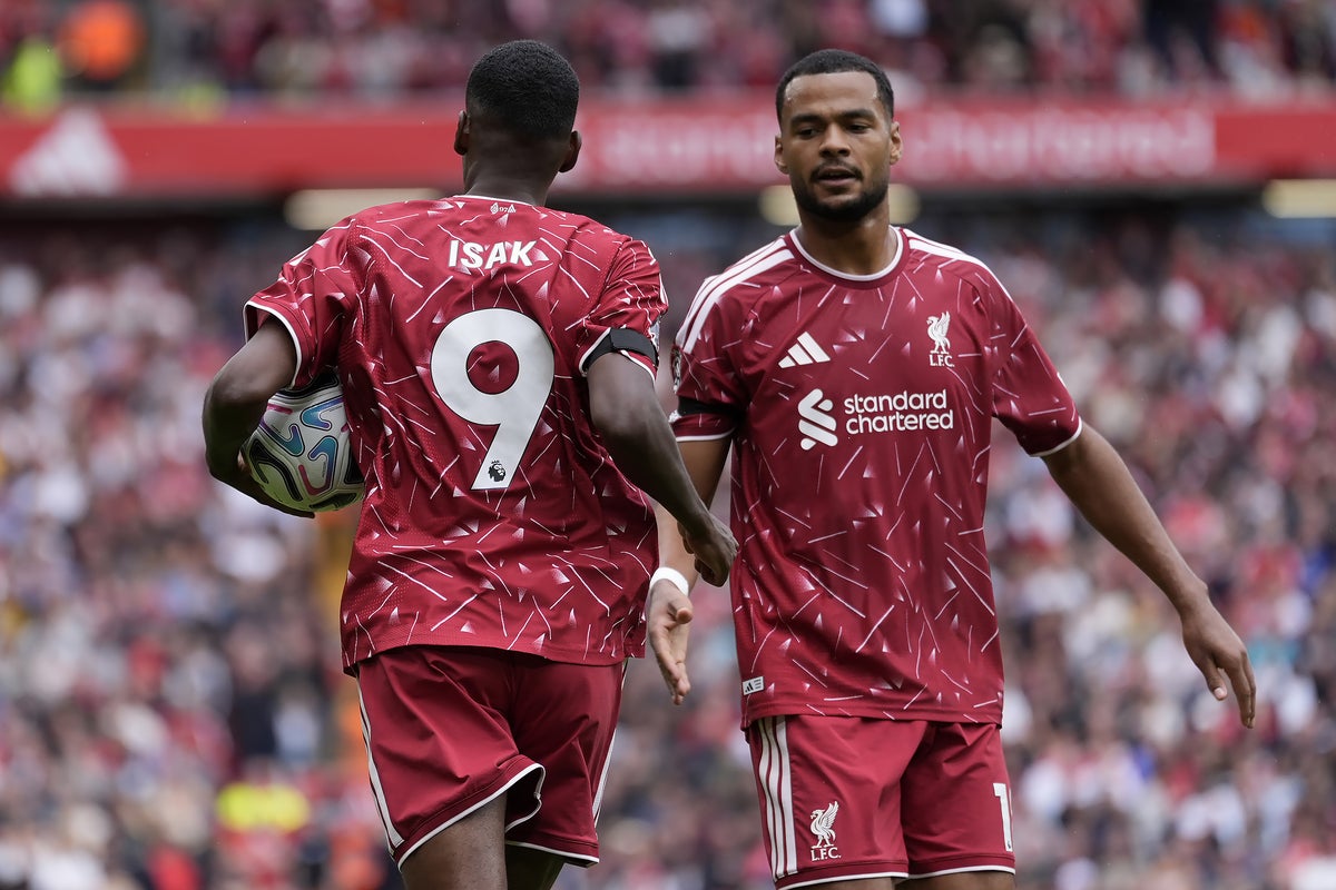 Iraola sweating over fitness of key Liverpool duo ahead of Man City