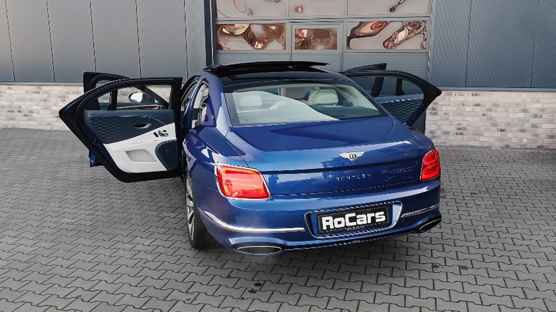 Flying Spur brings grand touring luxury to four doors