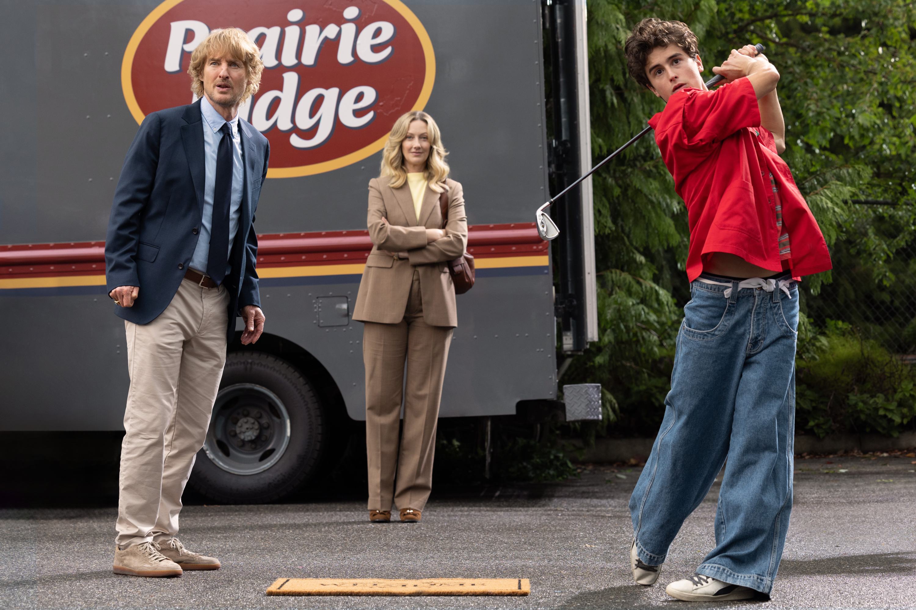 Apple TV's 'Stick' season 2 trailer: Owen Wilson returns to golf