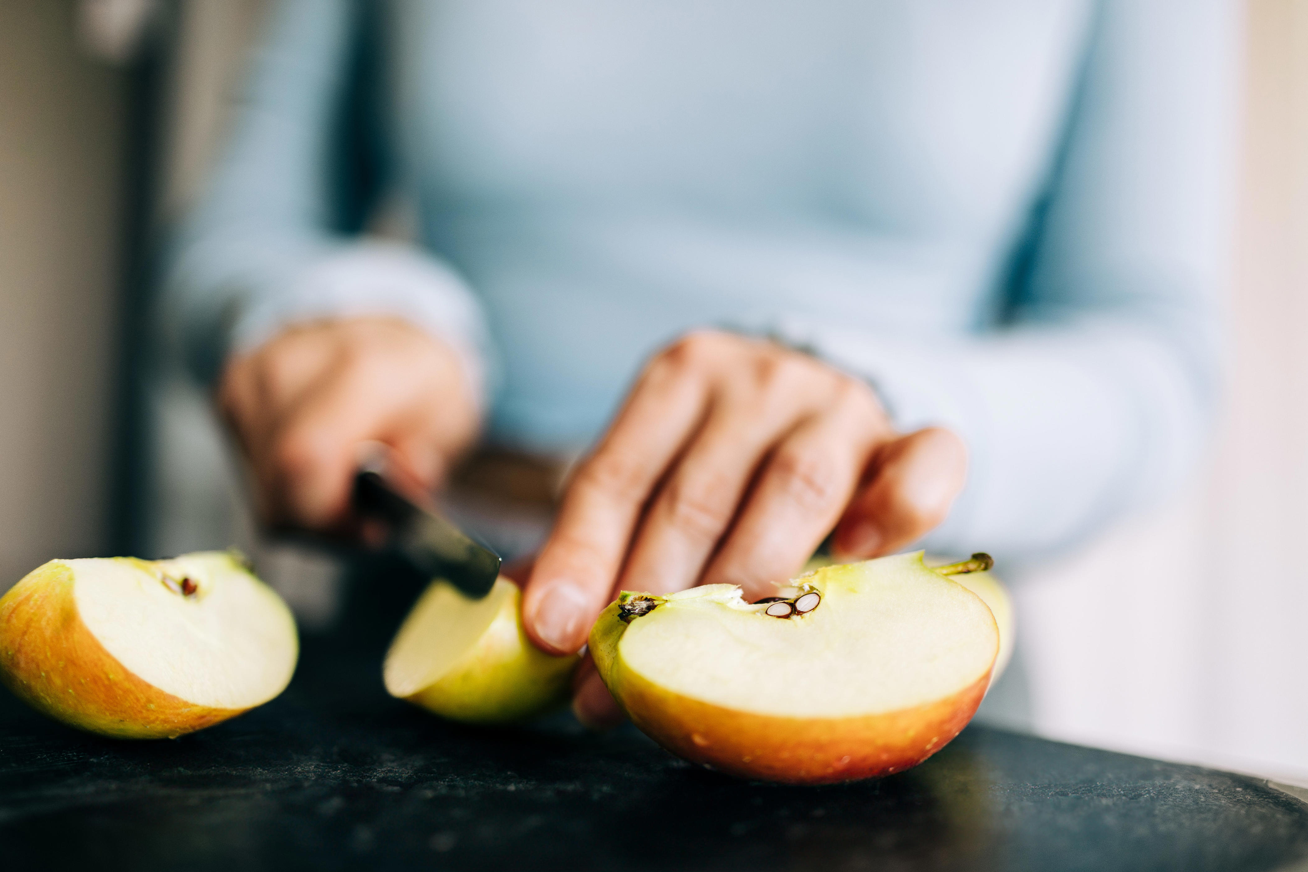 25 cancer-fighting foods experts and research say help lower your risk