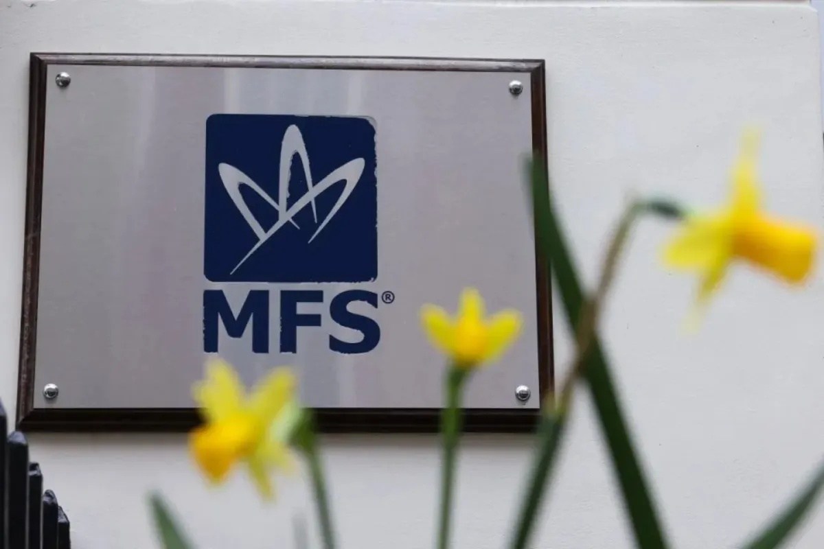 MFS founder accuses administrators of internecine warfare