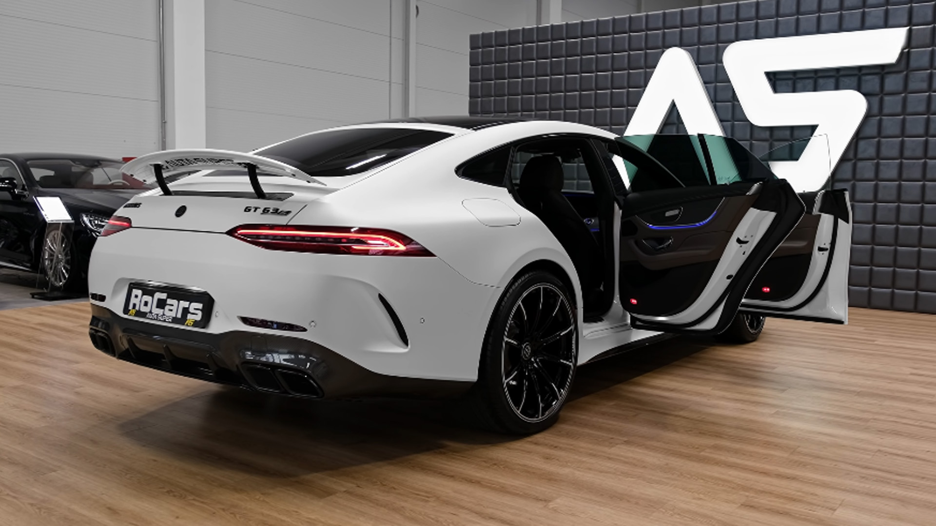 AMG GT 63 S combines luxury with V8 power