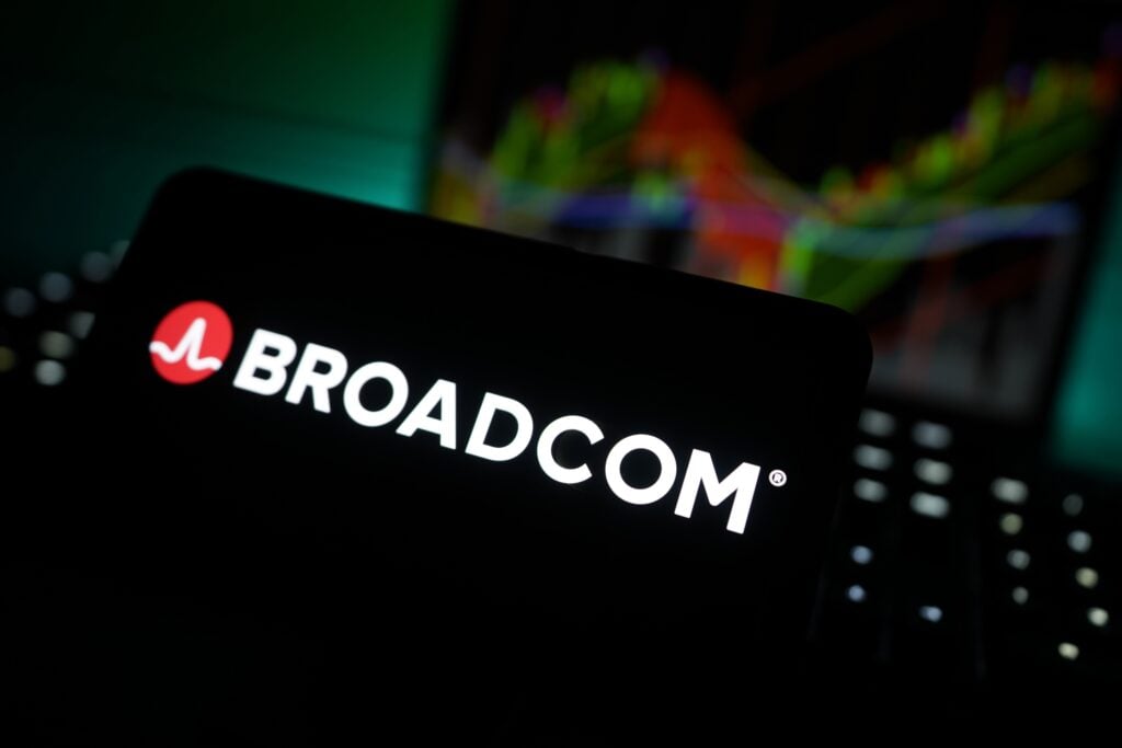 What's going on with Broadcom stock Thursday?