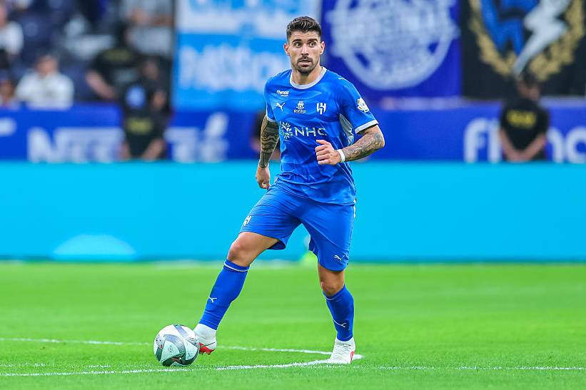 The 15 best defensive midfielders in EA FC 27—official ratings