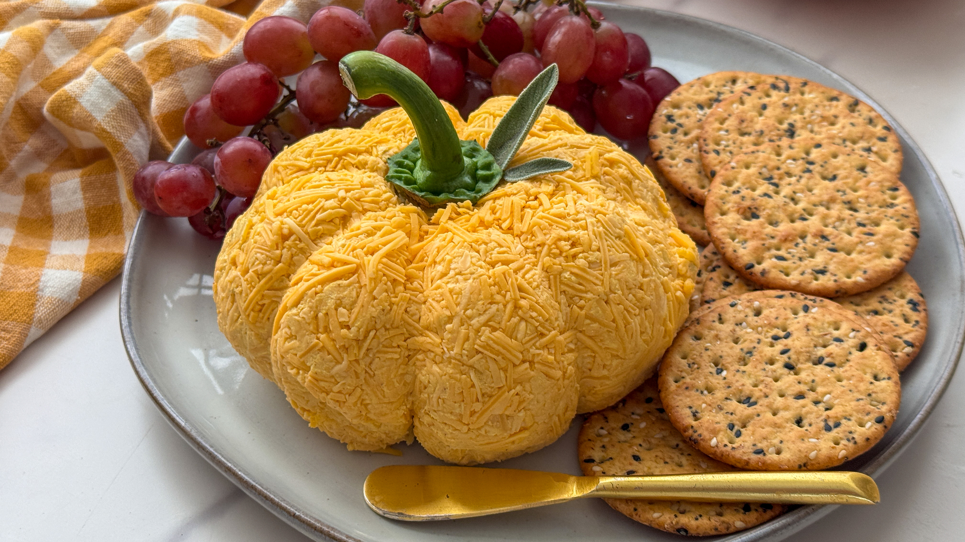 Pumpkin cheese ball recipe