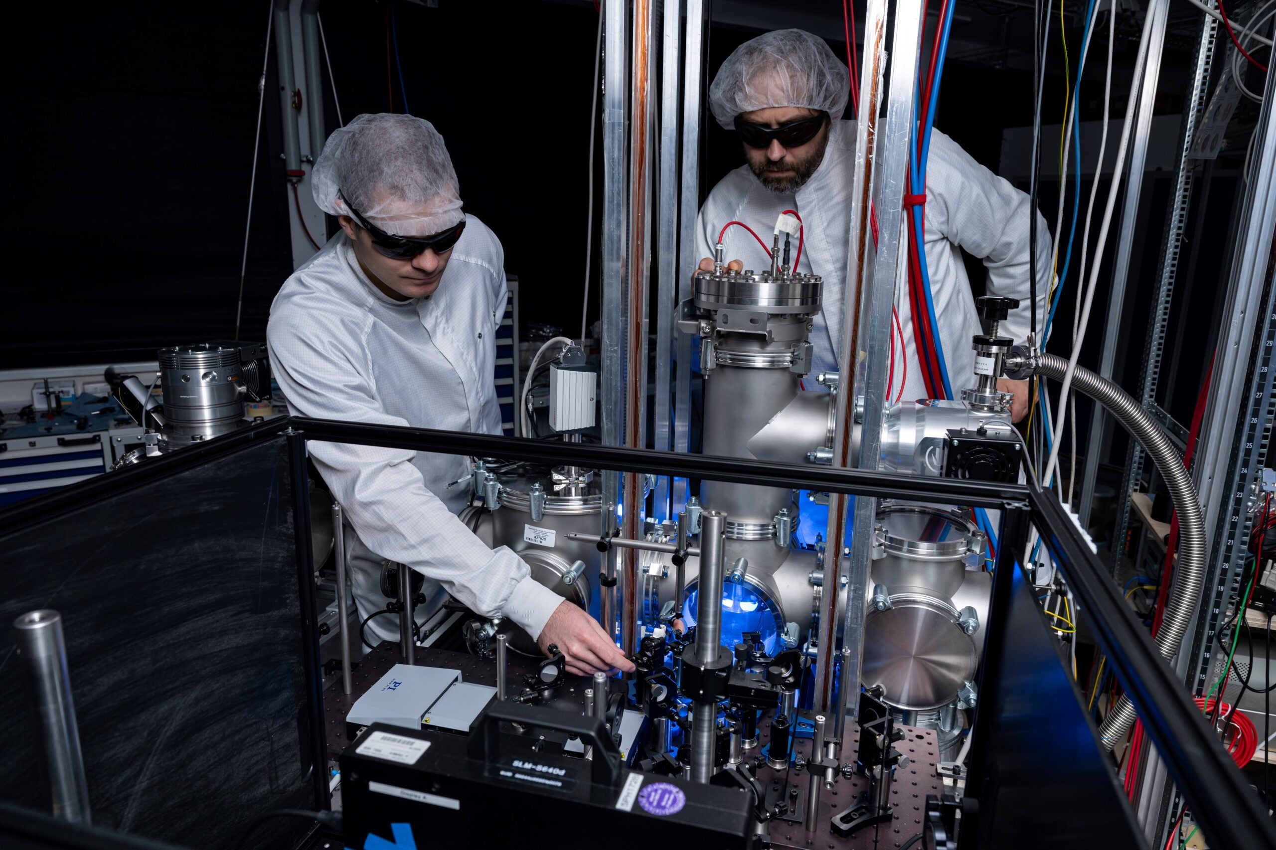 Physicists use 3D light pulses to unlock new electron quantum states