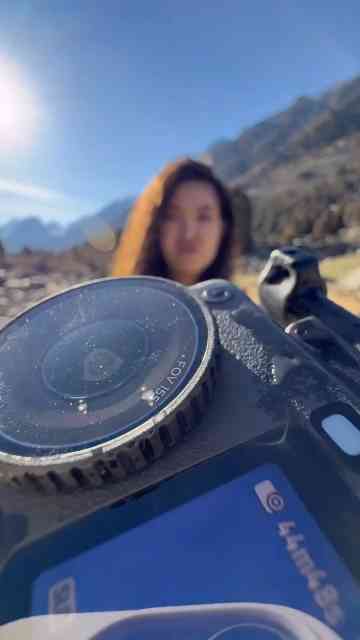 Cinematic underwater transitions with an action camera