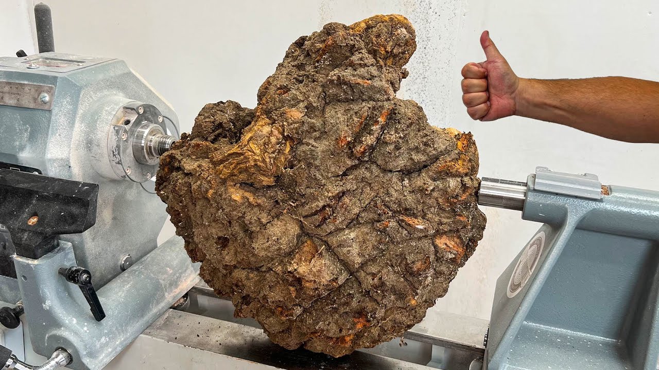 Turning a giant oak burl into a worm-like figured bowl
