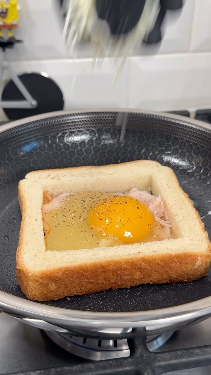 Ham and egg toast recipe
