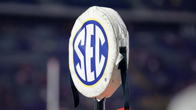 SEC weighs new rule requiring intra-conference transfers to sit out a ...