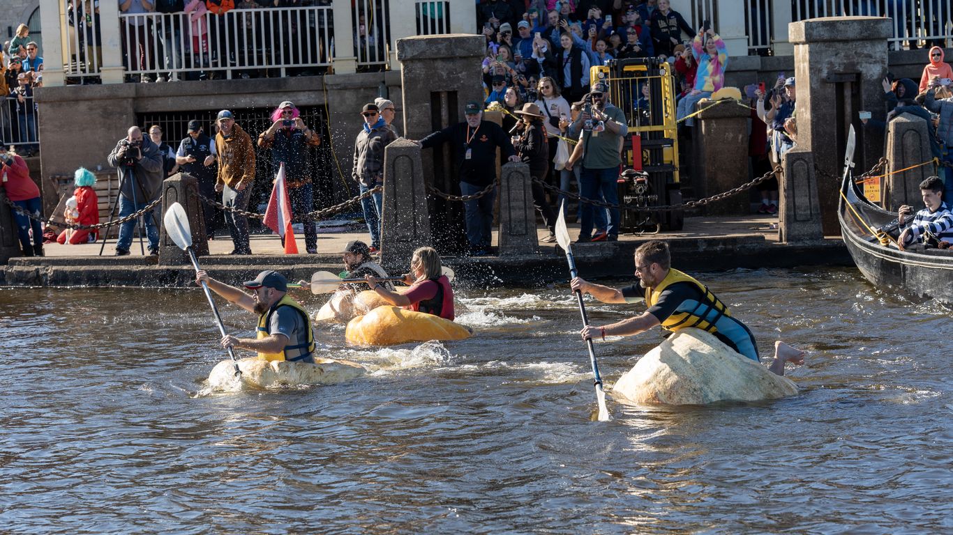 Twin Cities weekend guide: Pumpkin boats, Oktoberfest, posters for parks