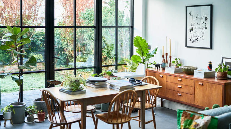 The popular dining room trend disappearing from homes