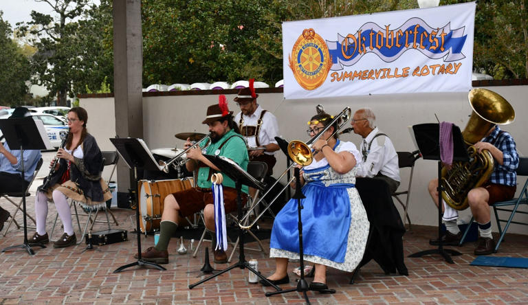 My Charleston weekend: Festivals, porch art and Oktoberfest