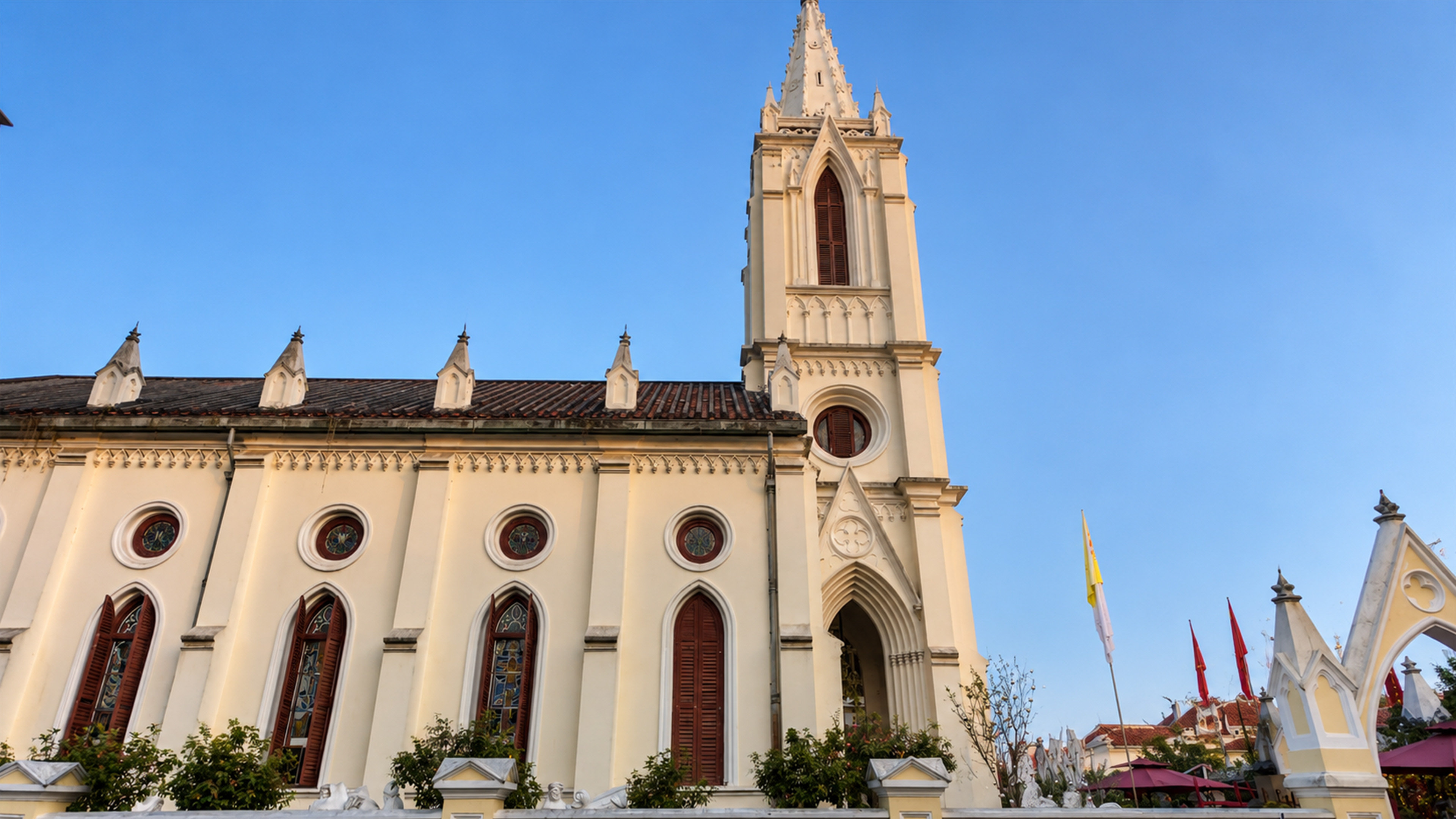 China hides a Gothic church behind everyday city streets