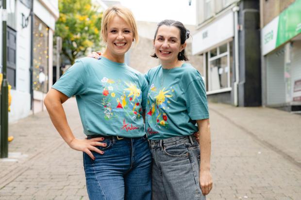 Mari Grug designs cancer research T-shirt with artist friend Bethan Mai
