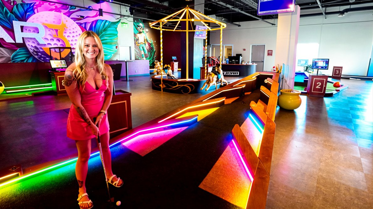 High-tech mini golf course tour