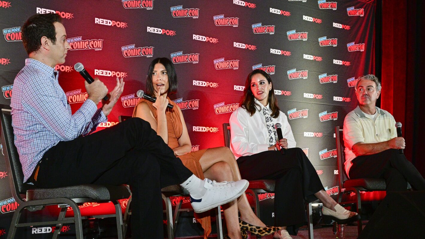 B99 team gets emotional over Andre Braugher at NYCC