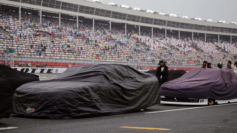 NASCAR Charlotte weather forecast: Rain threatens Bank of America 400 ...