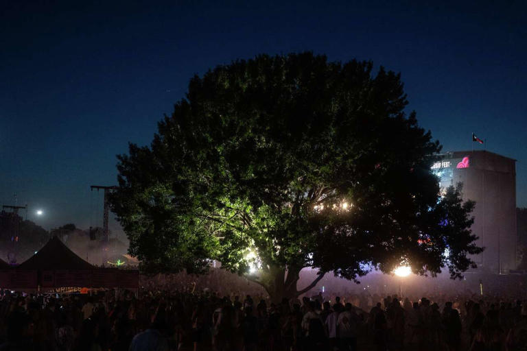 ACL Fest was a muddy mess last week. This weekend, prepare for dust.