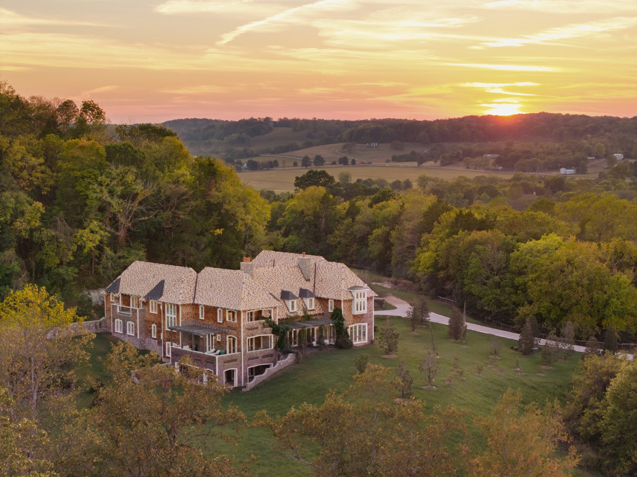 Lumber Liquidators founder asks $34.8 million for his ranch near Nashville