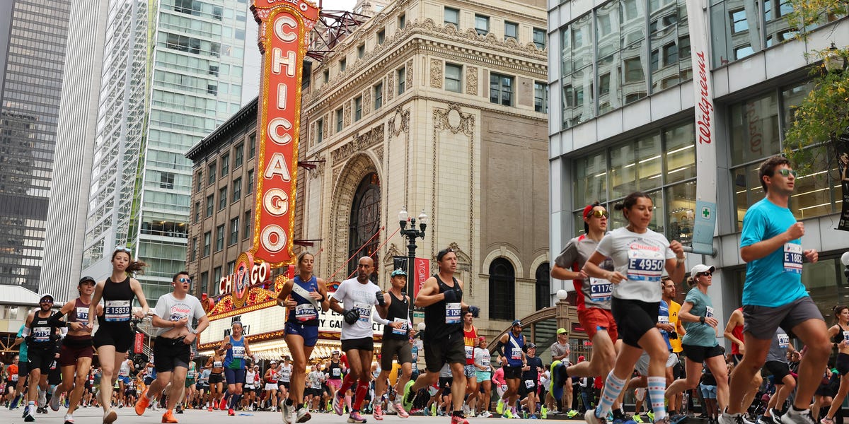 Here are the celebrities running the 2026 Chicago Marathon