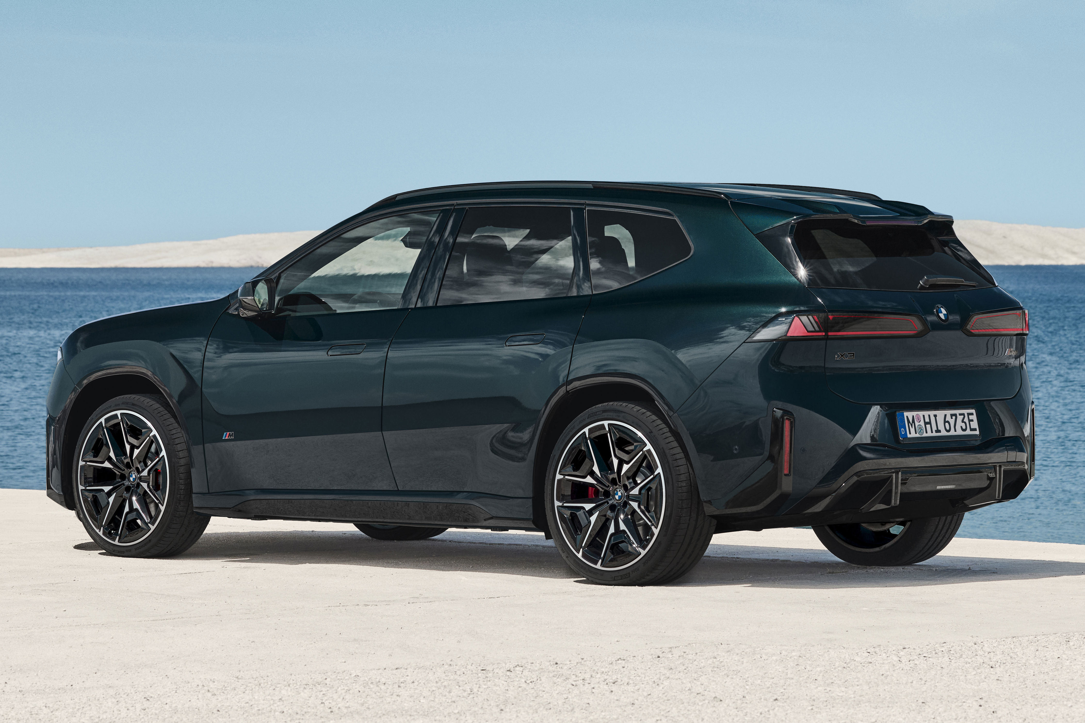 2027 BMW iX3 M60 xDrive performance SUV unveiled