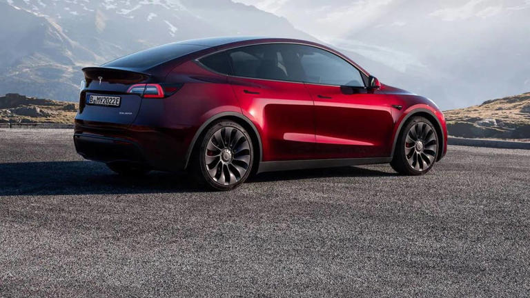 2025 Tesla Model Y