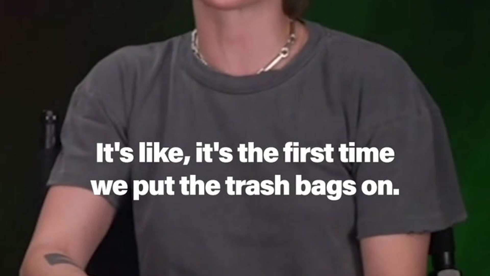 Kristen Stewart and Alia Shawkat actually loved wearing trash bags in ...