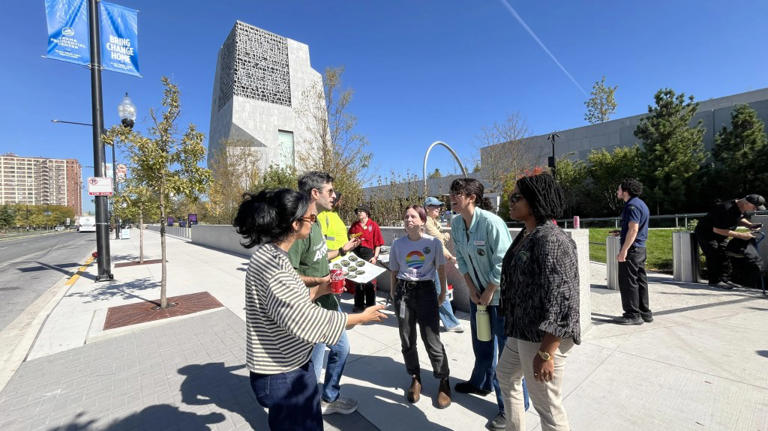 Workers at Obama’s 'Death Star' presidential library strike back, vow ...