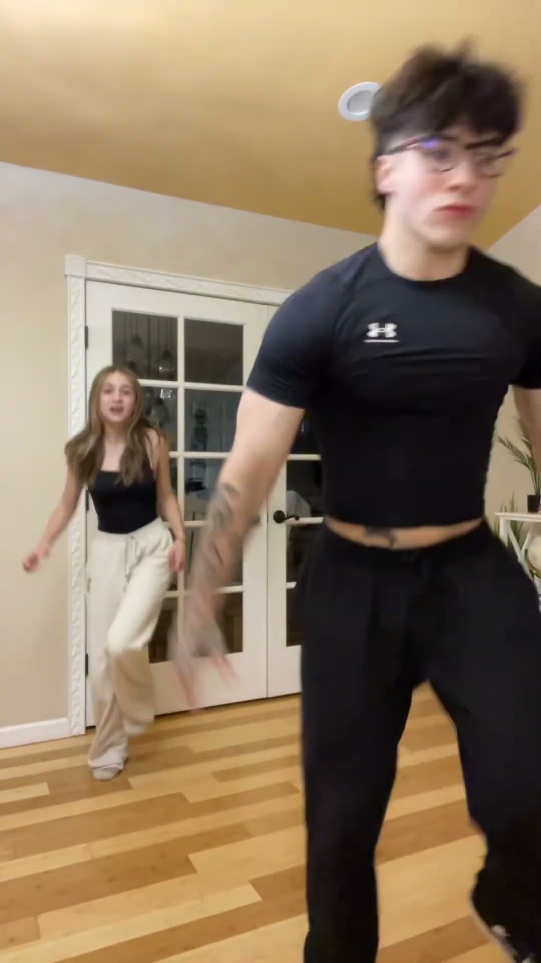 Hilarious dance fail!
