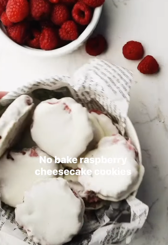 No bake raspberry white chocolate cheesecake cookies