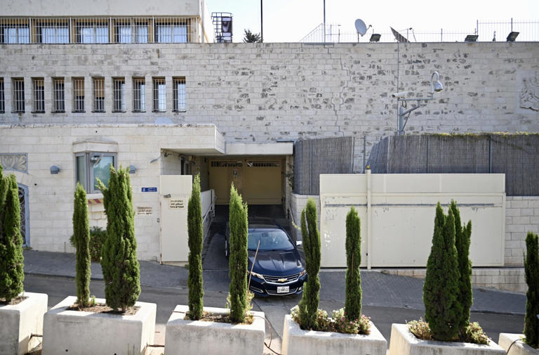 UK, Israel both claim a moral win with apparent truce in diplomatic feud