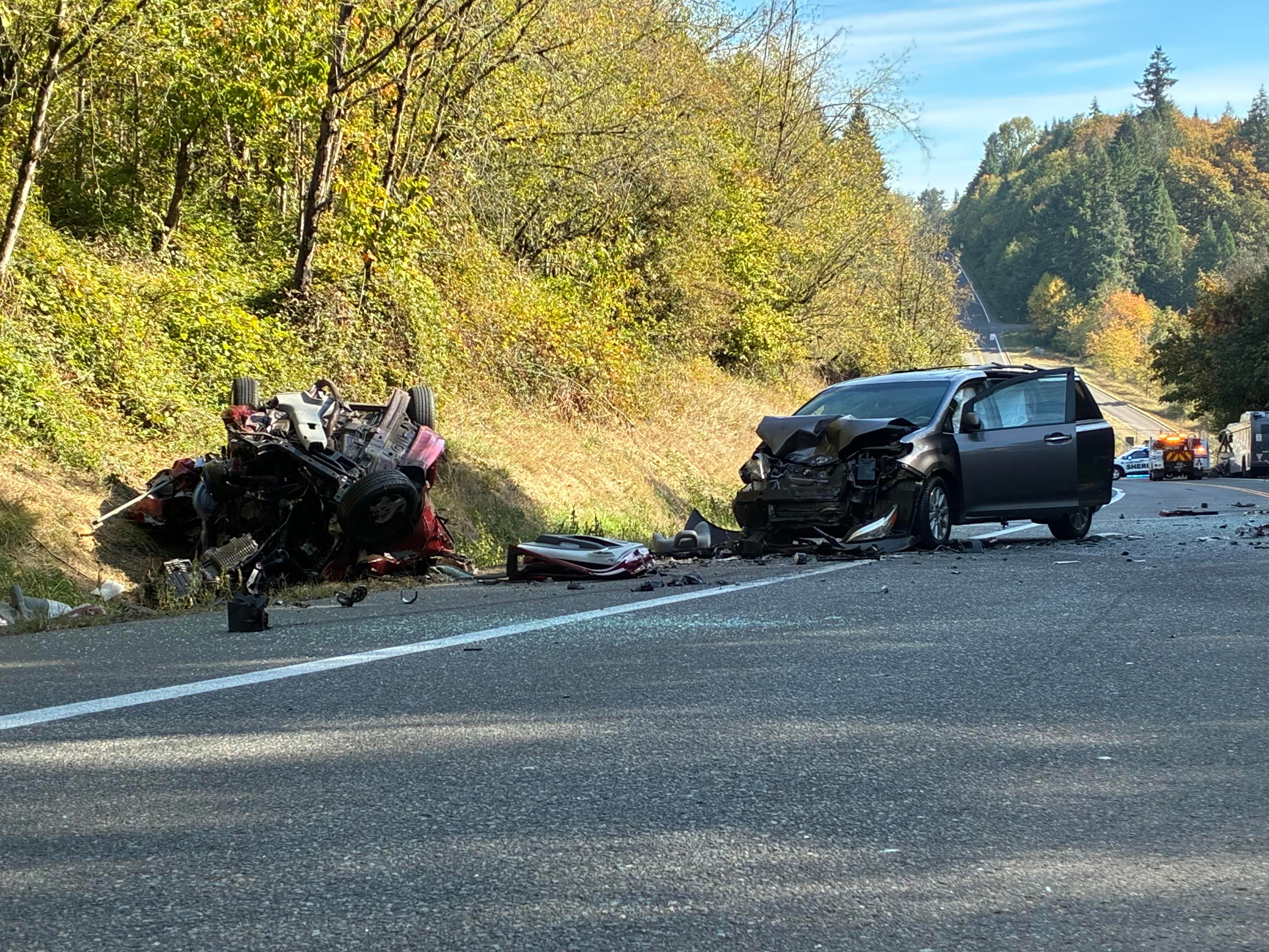 1 dead in crash involving C-TRAN bus near La Center