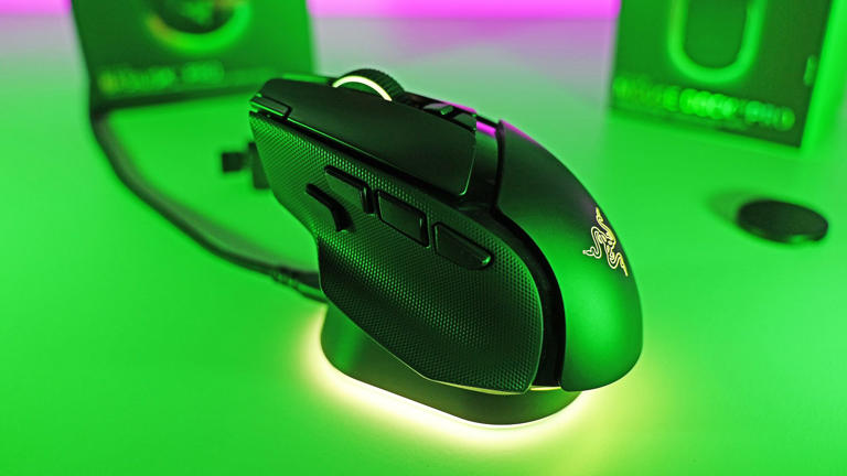 The Razer Basilisk V4 Pro may have AI, but it's still the best gaming ...