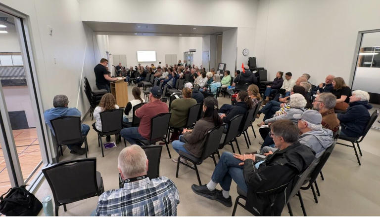Most Steinbach council candidates fail to show up at first election forum