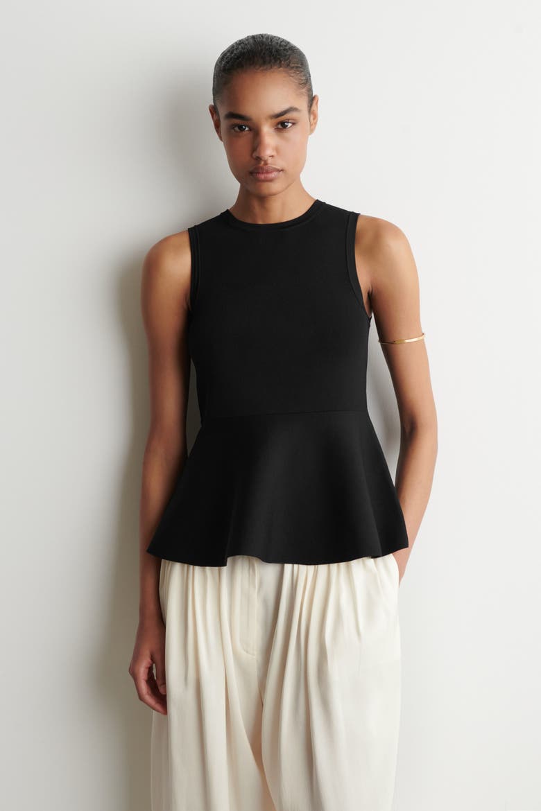 8 2010s fashion trends that are suddenly cool again