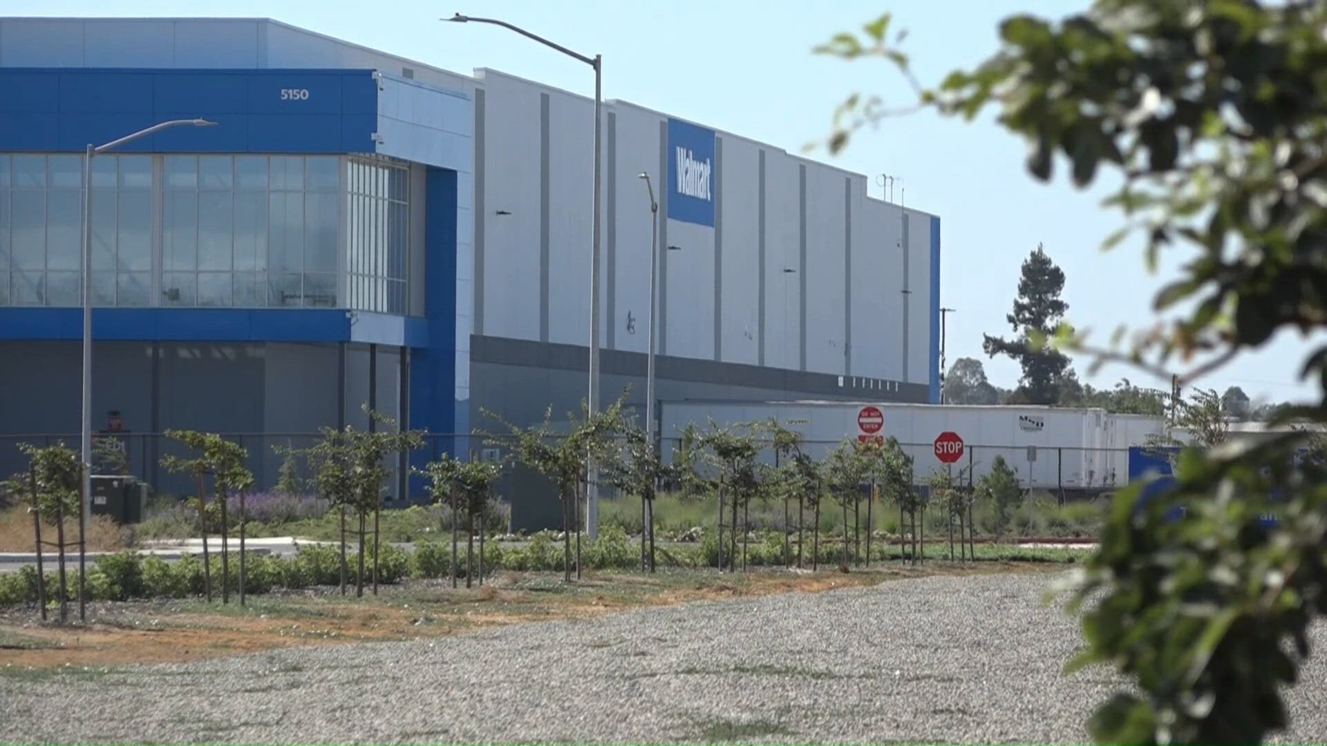 Walmart’s new Stockton warehouse brings 1,000 planned jobs and ...