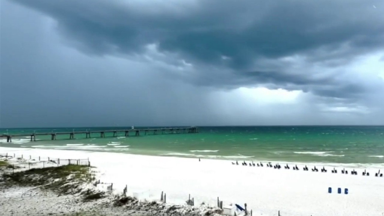Hurricane Isaias: Southeast US prepares for storm