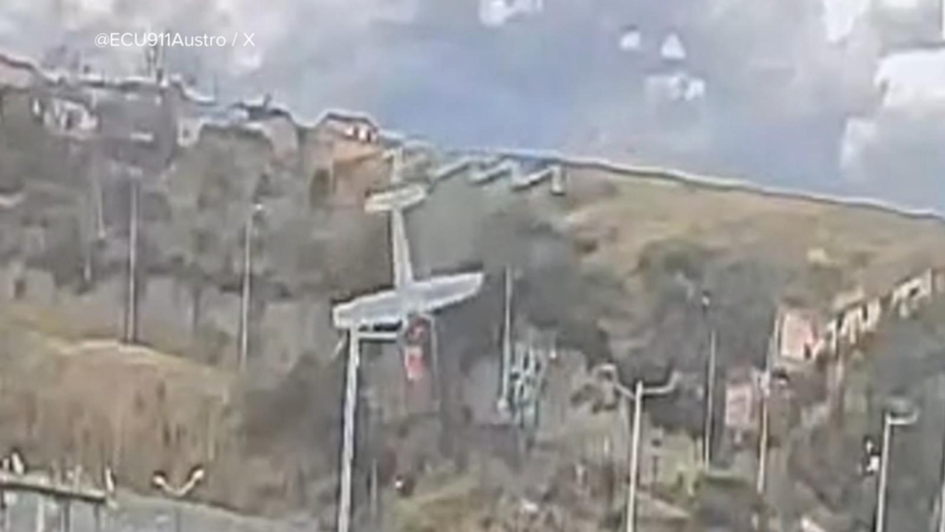 Small plane crashes in Ecuador, 2 people onboard in stable condition