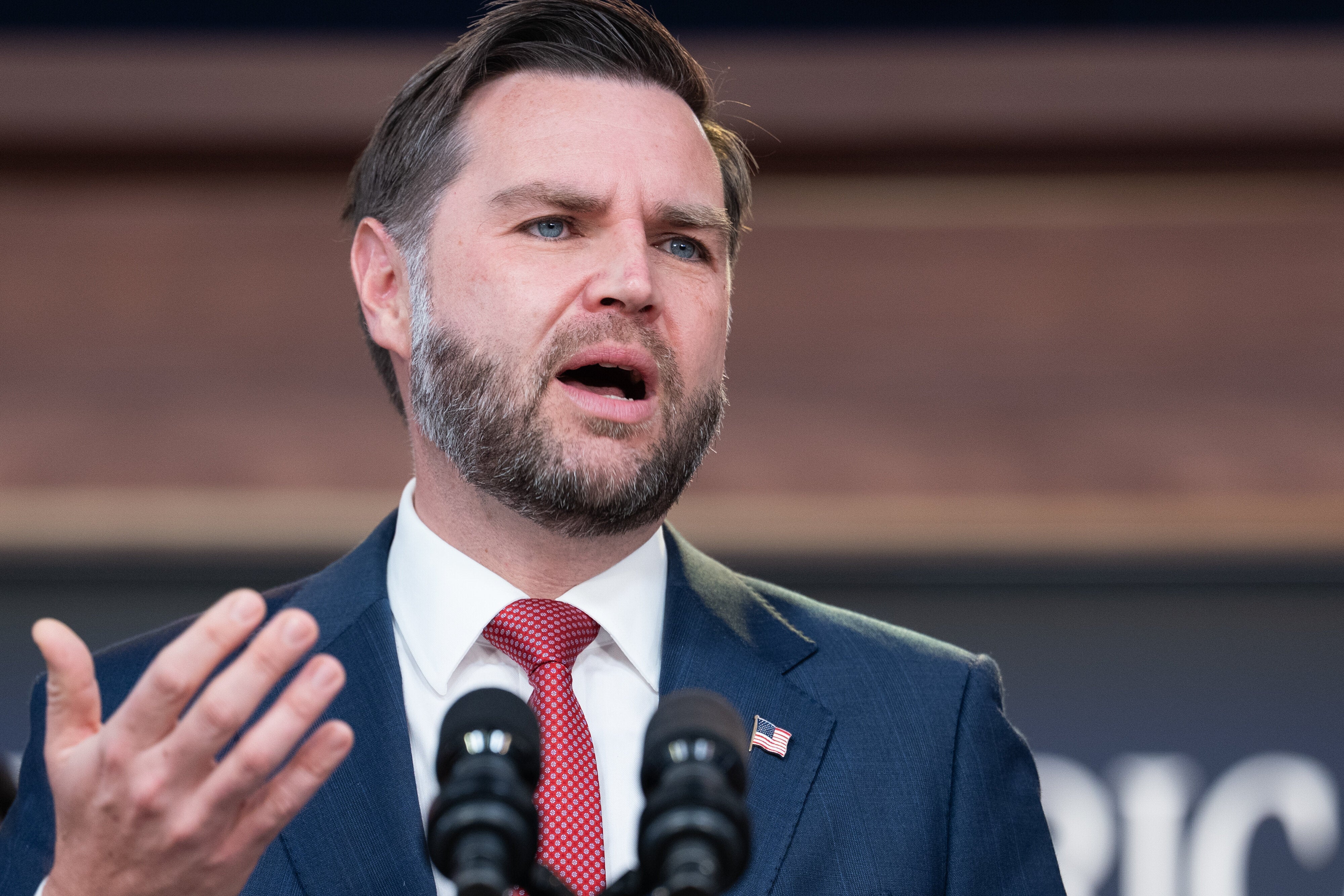 JD Vance trots out completely bogus definition of socialism — and no ...