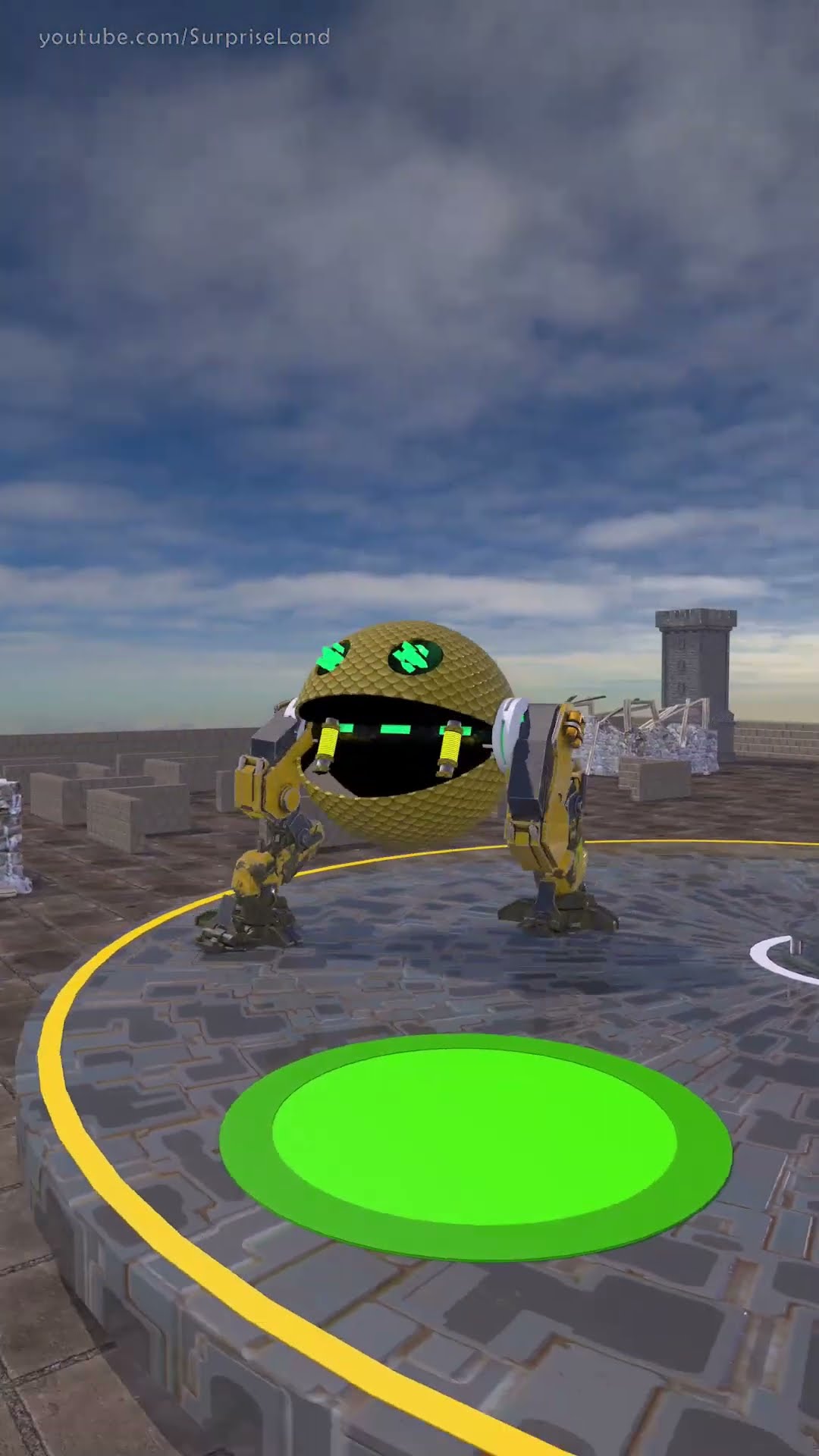Robot Pacman’s rotating platform challenge: don’t lose your balance!